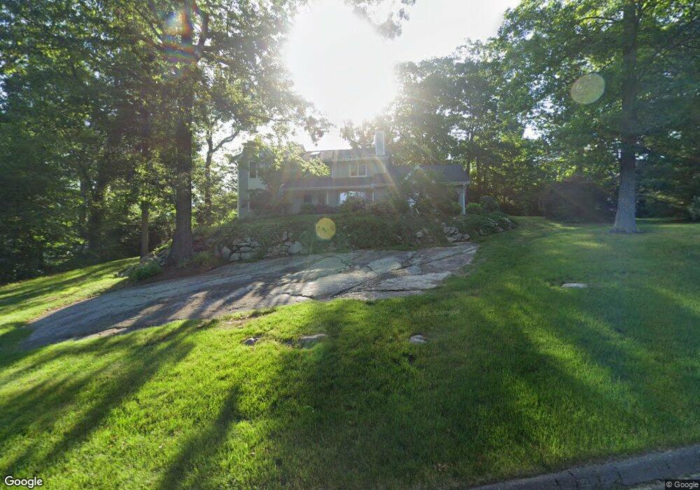 27 Beechwood Rd, Branford, CT 06405 - photo 1