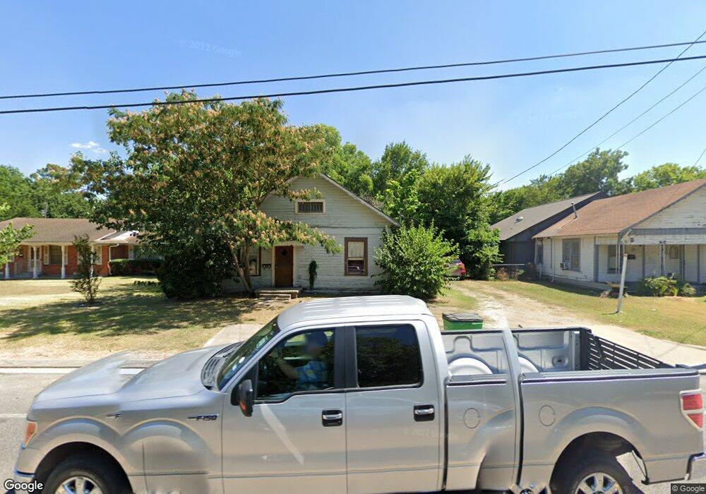 1618 E California St, Gainesville, TX 76240 - photo 1