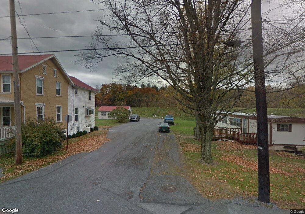 32 S Juniata St, Everett, PA 15537 - photo 1