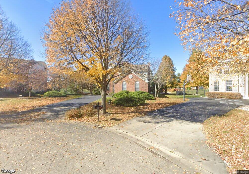 10 Georgetown Ct, Algonquin, IL 60102 - photo 1