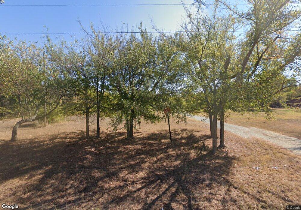 26110 Wilson Rd, Henryetta, OK 74437 - photo 1