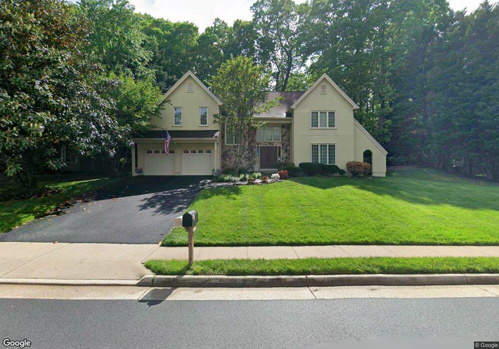 8912 Cross Chase Cir, Lorton, VA 22079 - photo 1