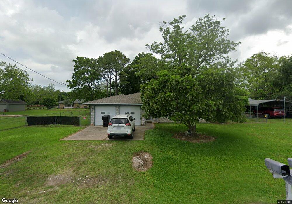 110 Preston St, Brazoria, TX 77422 - photo 1
