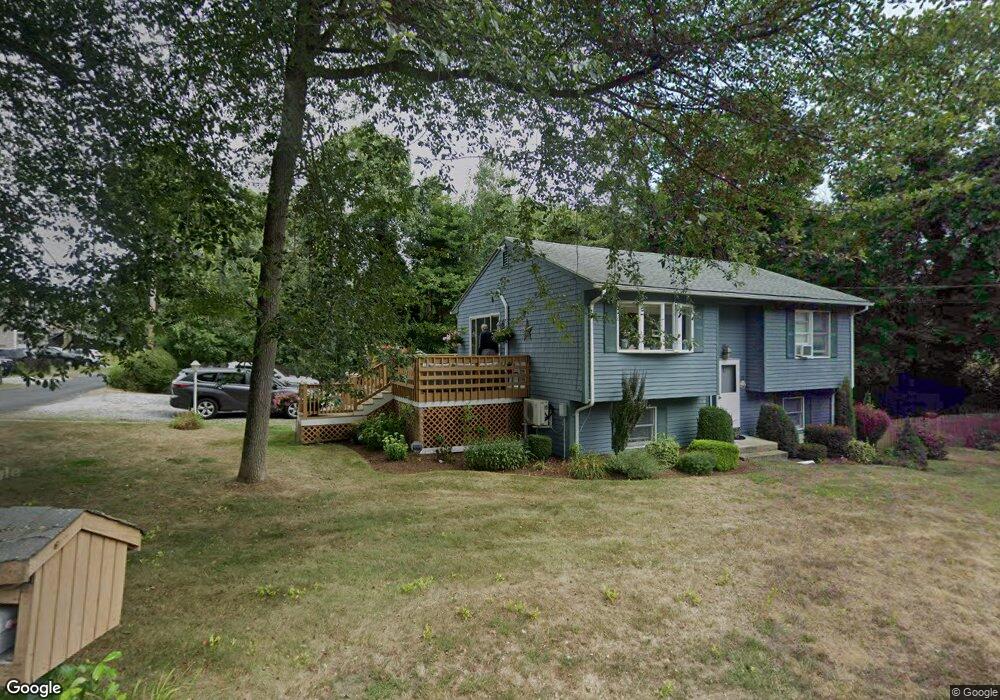 22 Bonnet Point Rd, Narragansett, RI 02882 - photo 1