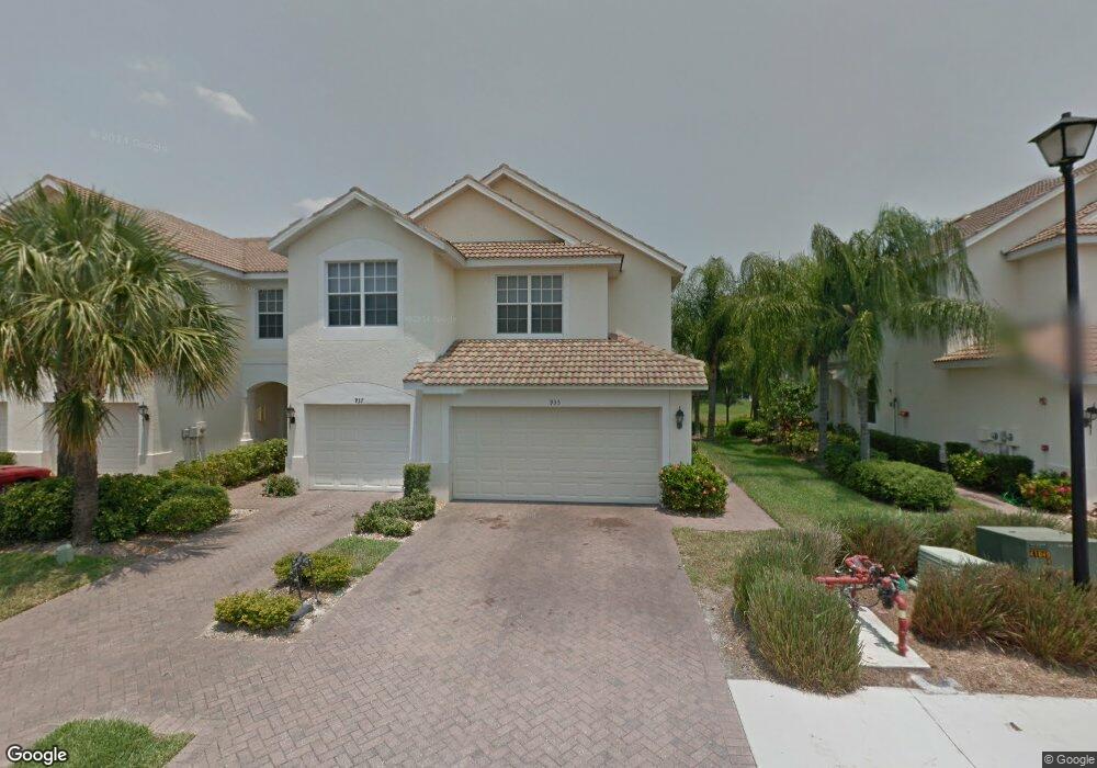 933 Hampton Cir, Naples, FL 34105 - photo 1