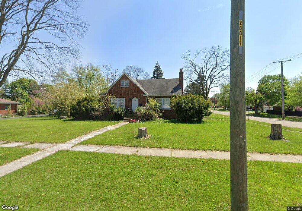702 E Evergreen St, Wheaton, IL 60187 - photo 1