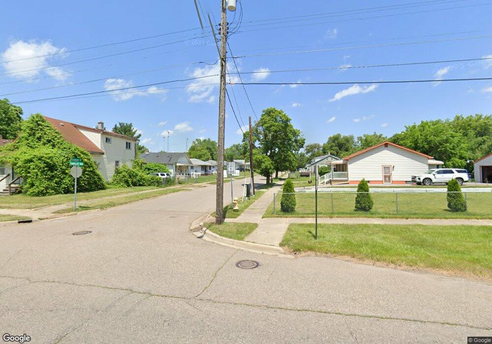 1701 Lippincott Blvd, Flint, MI 48503 - photo 1