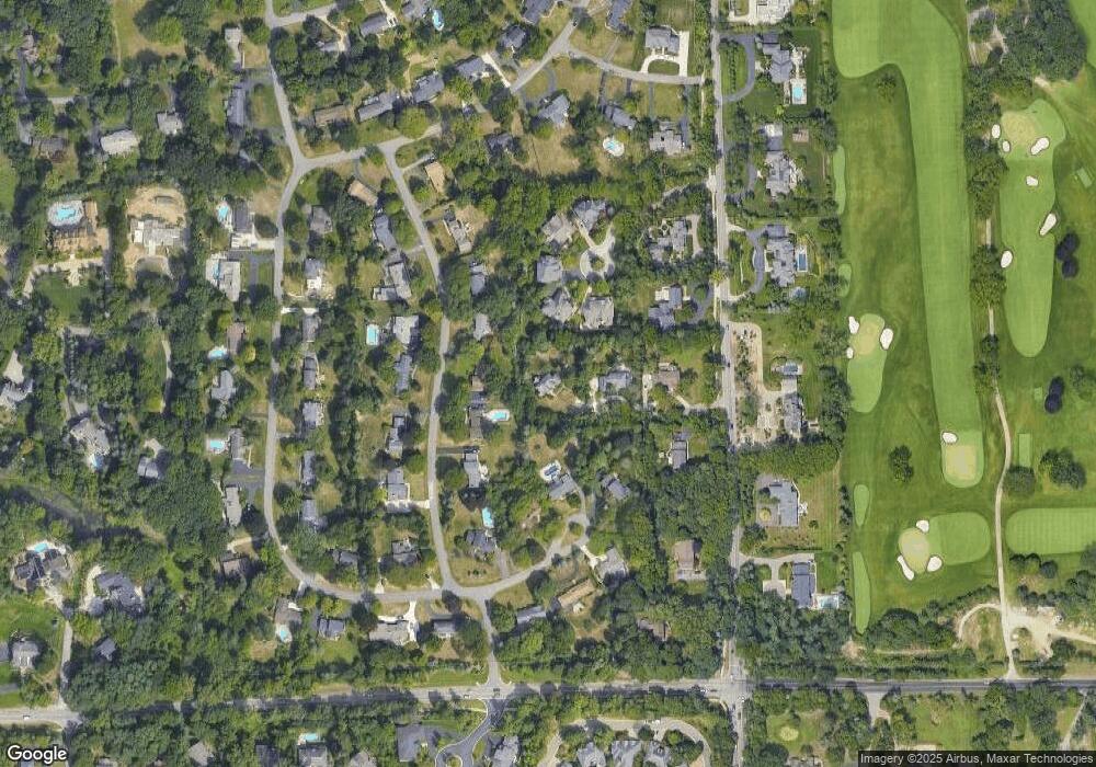 530 Tall Tree Ln, Bloomfield Hills, MI 48302 - photo 1