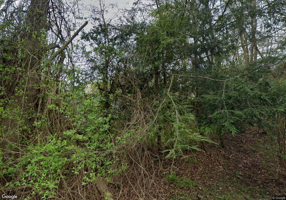 750 Cranberry Ln, Orange, CT 06477 - photo 1