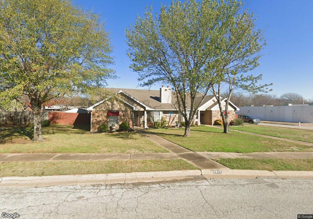 7917 Maplewood Ave, North Richland Hills, TX 76180 - photo 1