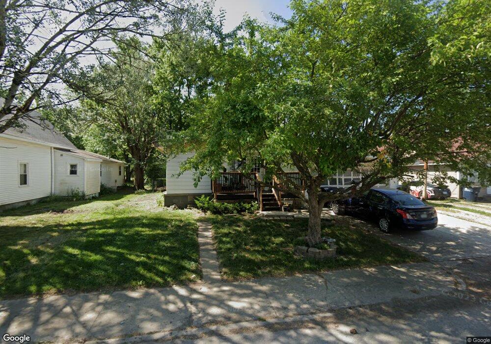 205 W White St, Frankfort, IN 46041 - photo 1