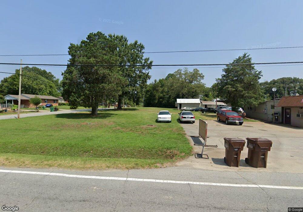 701 E Fairfield Rd, High Point, NC 27263 - photo 1