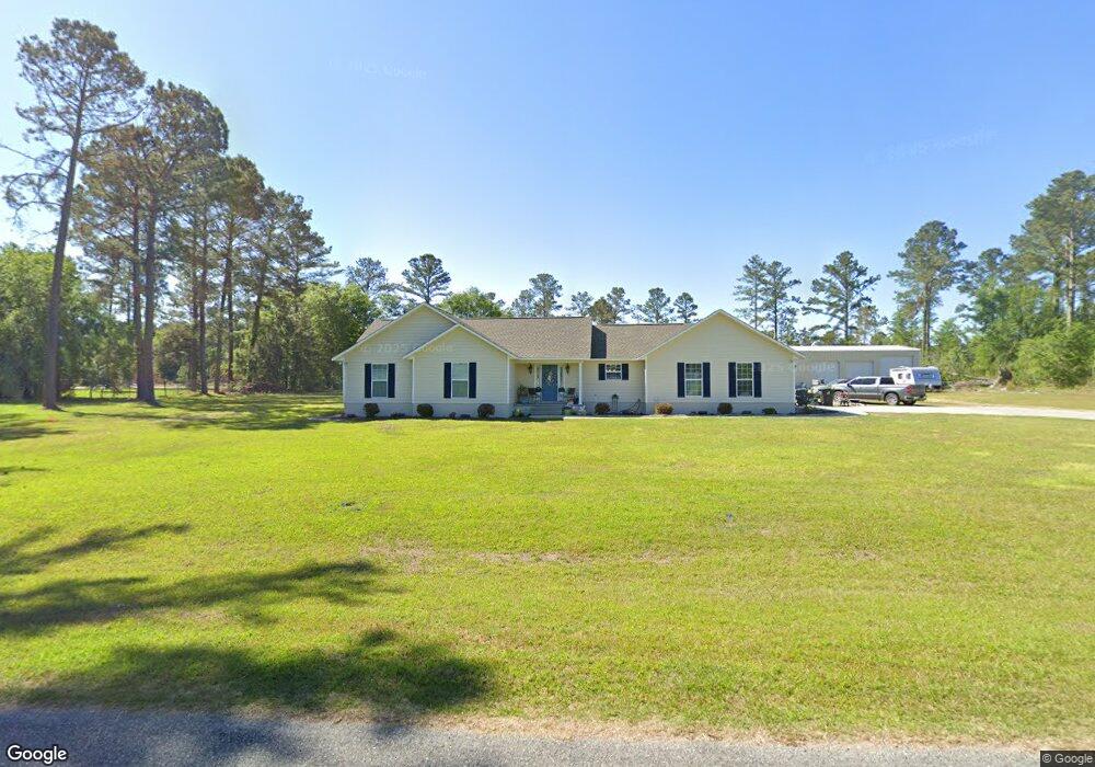 139 Lakeview Cir, Douglas, GA 31535 - photo 1