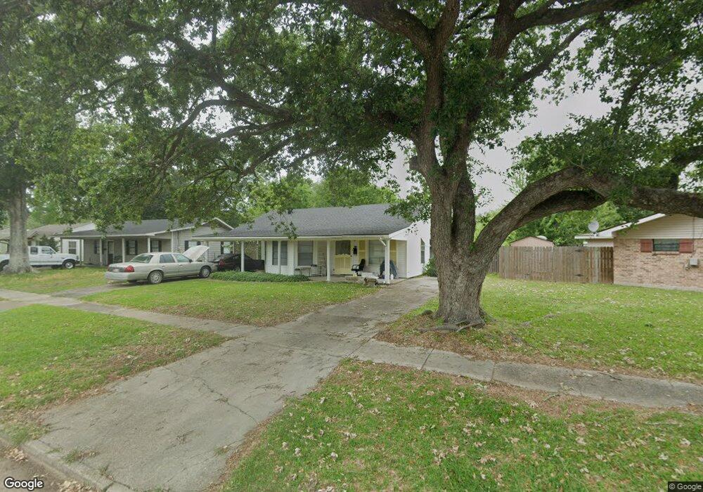 906 Dolby St, Lake Charles, LA 70605 - photo 1