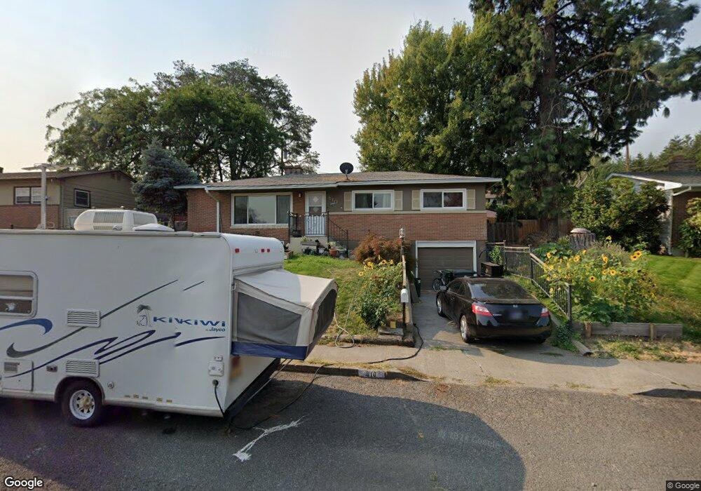 610 E 17th St, the Dalles, OR 97058 - photo 1