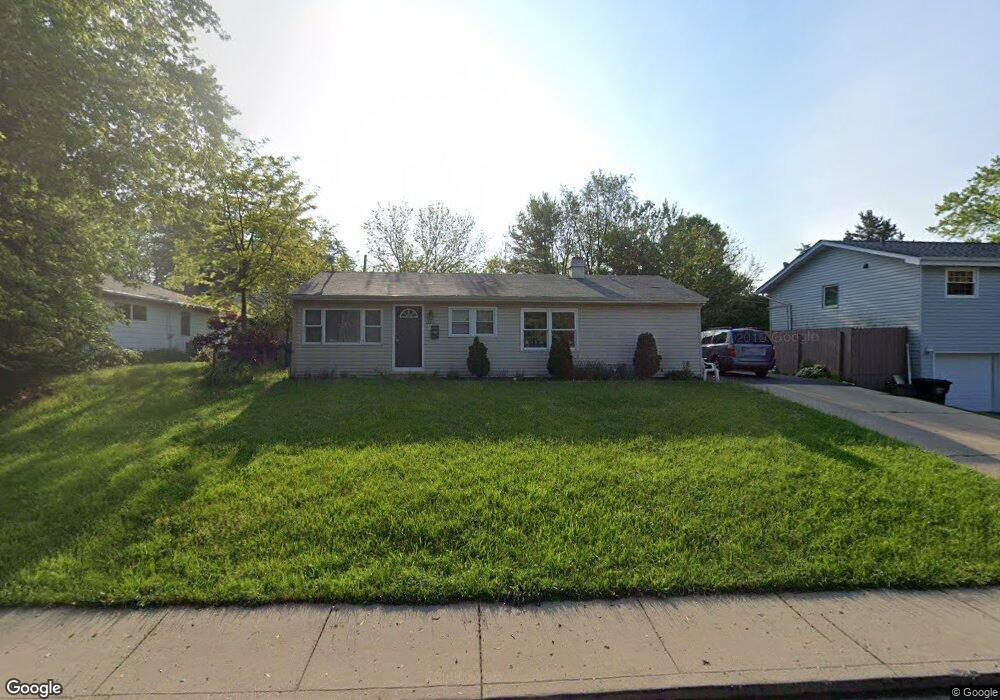 320 Amarillo Dr, Carpentersville, IL 60110 - photo 1