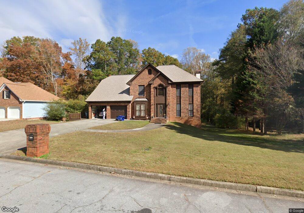 4052 Laurel Bend Dr, Snellville, GA 30039 - photo 1