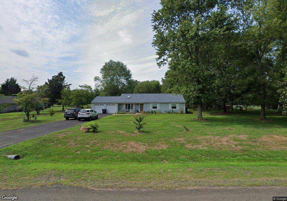 7240 N Starcrest Dr, Warrenton, VA 20187 - photo 1