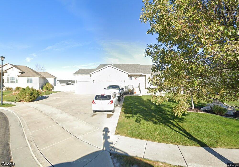 3934 W 1450 N unit 13, Clearfield, UT 84015 - photo 1