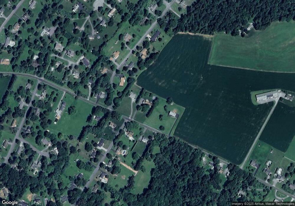 924 Streaker Rd, Sykesville, MD 21784 - photo 1