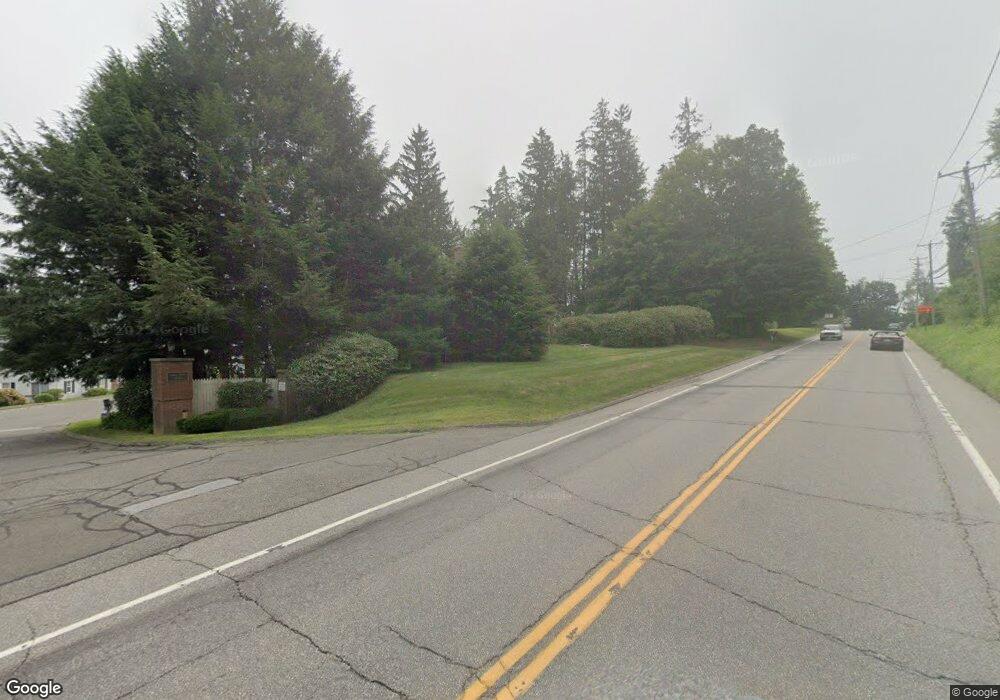 21 Tapping Reeve Village, Litchfield, CT 06759 - photo 1