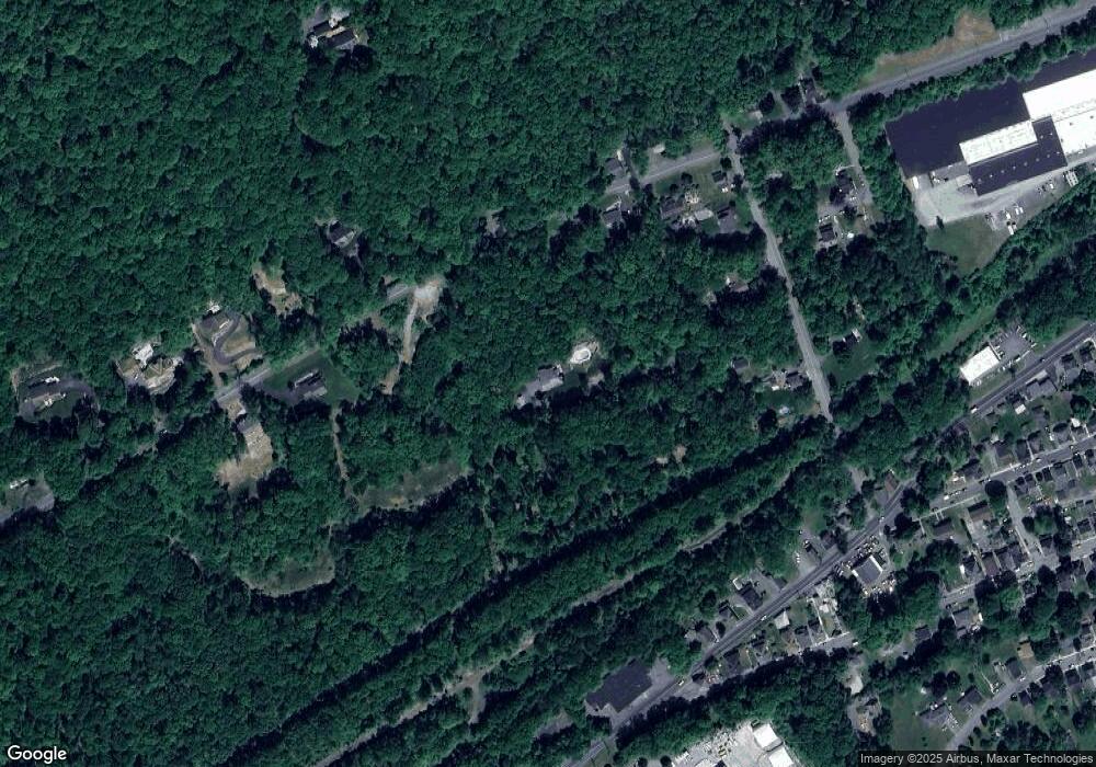 127 Speer Ave, Pen Argyl, PA 18072 - photo 1