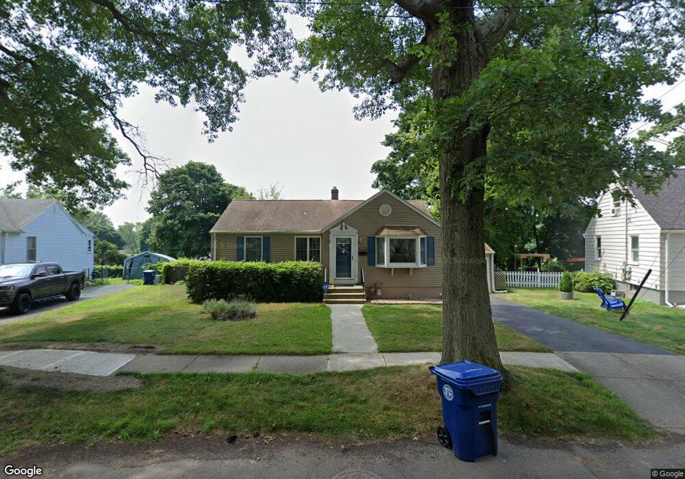 102 Winslow Dr, West Haven, CT 06516 - photo 1