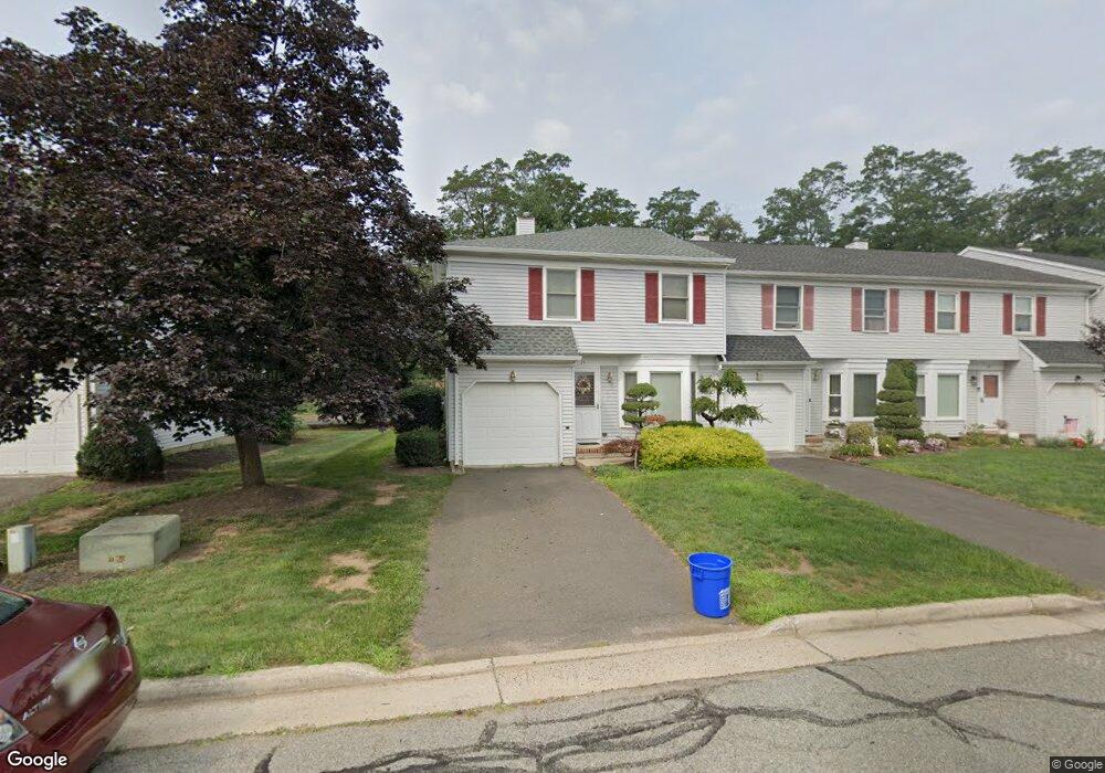 15 Sycamore Rd, Middlesex, NJ 08846 - photo 1