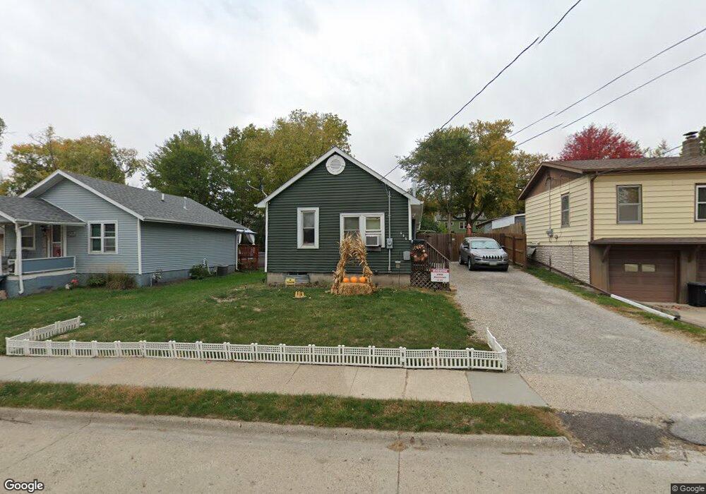 605 1st St S, Newton, IA 50208 - photo 1