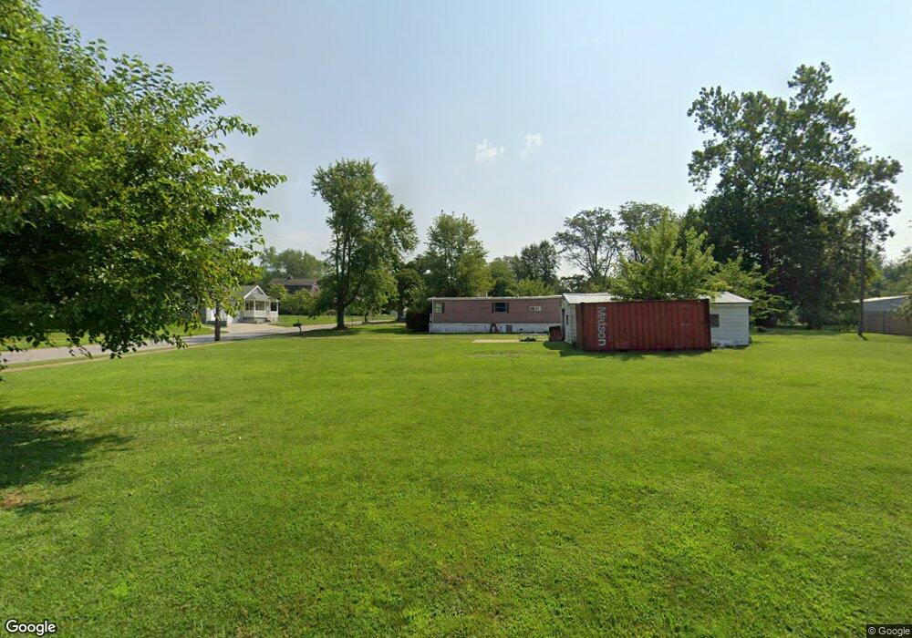 613 W 9th St, Bicknell, IN 47512 - photo 1