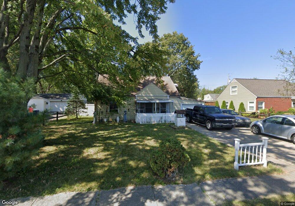 967 Dimson Dr E, Columbus, OH 43213 - photo 1