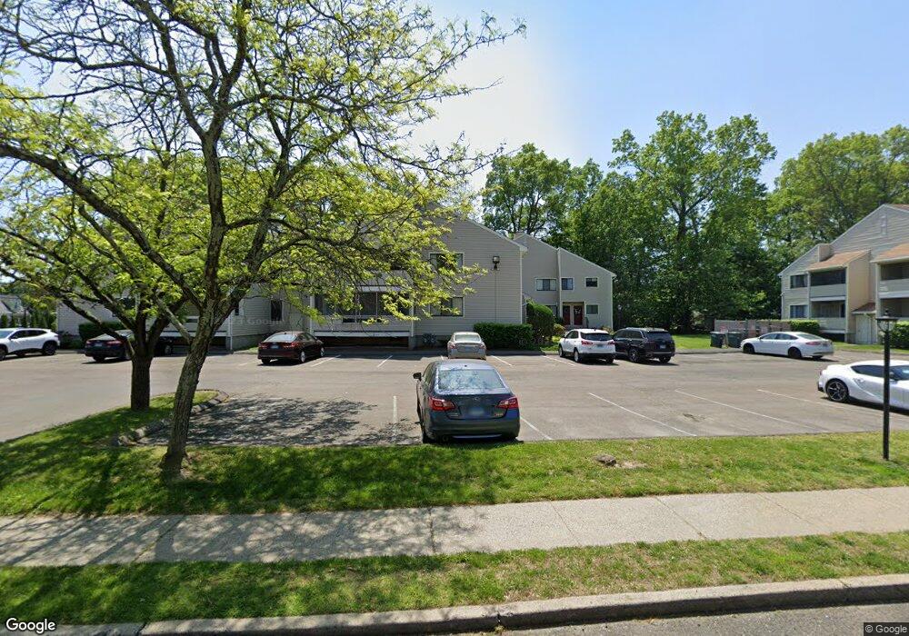 93 Lance Cir, Bridgeport, CT 06606 - photo 1