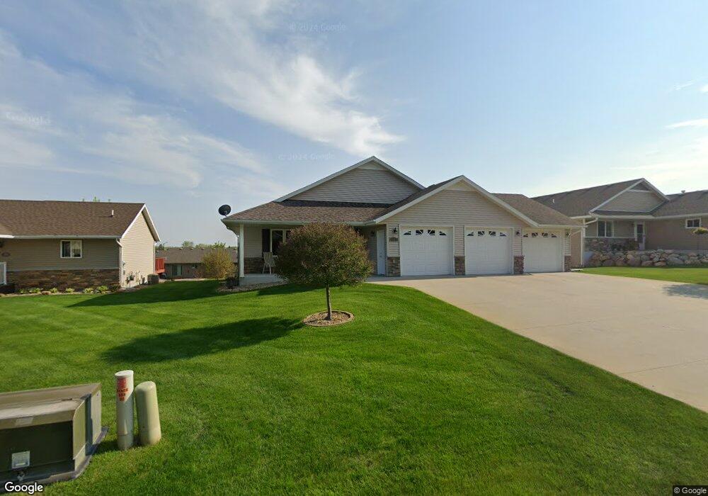 2214 Ridgedale Dr SE, Alexandria, MN 56308 - photo 1