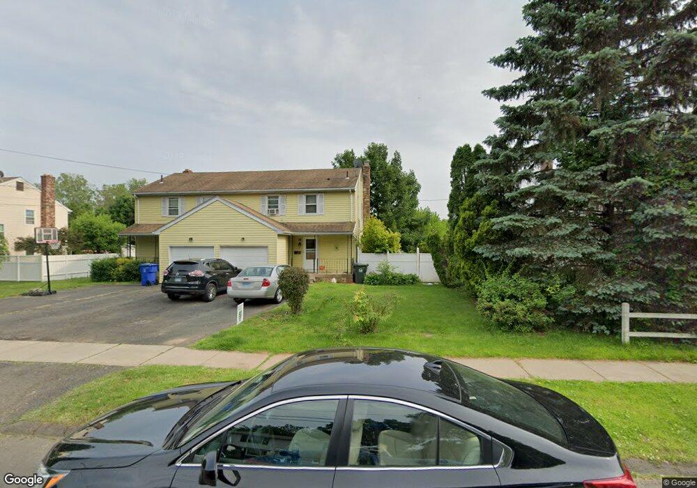 21 Chapman St, Newington, CT 06111 - photo 1