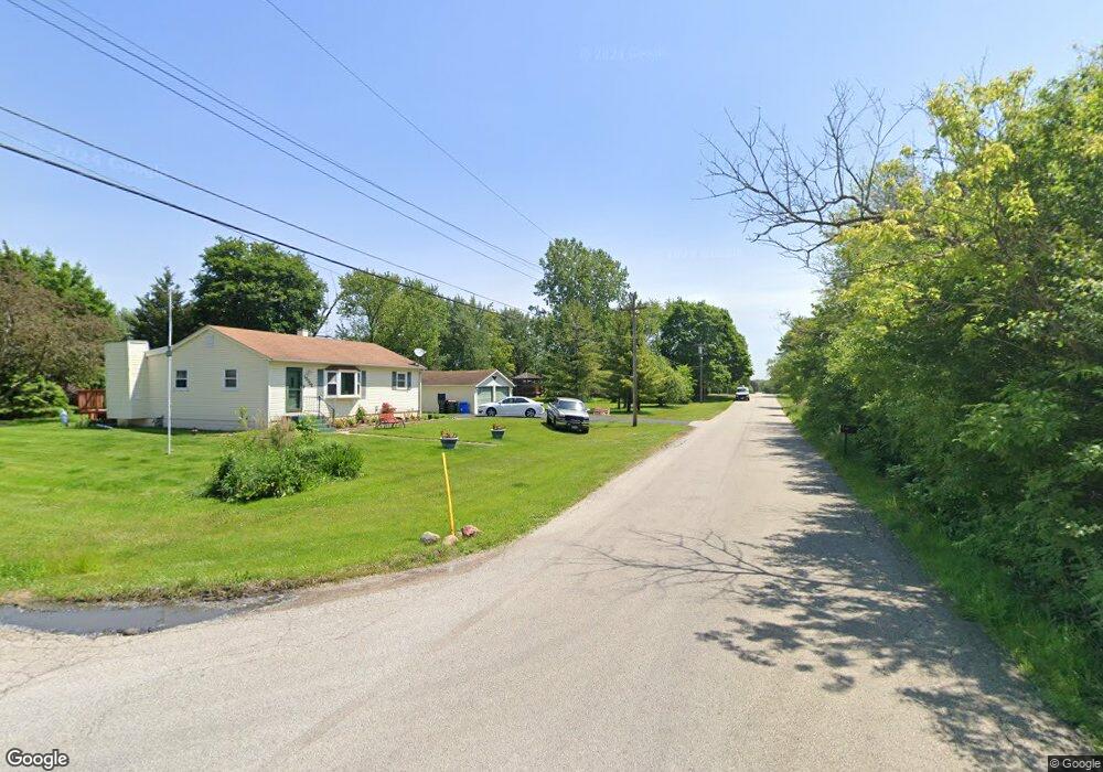 36869 N Adelphi Ave, Waukegan, IL 60087 - photo 1