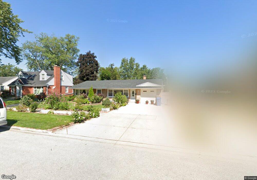 1654 Wicke Ave, Des Plaines, IL 60018 - photo 1