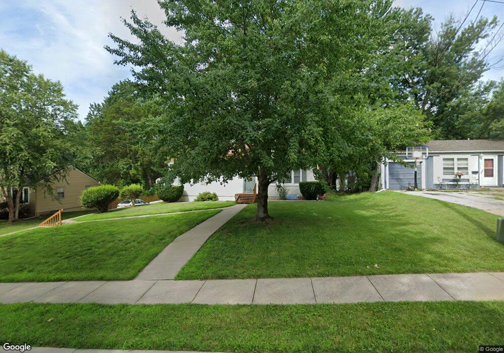 6010 Stearns St, Shawnee, KS 66203 - photo 1