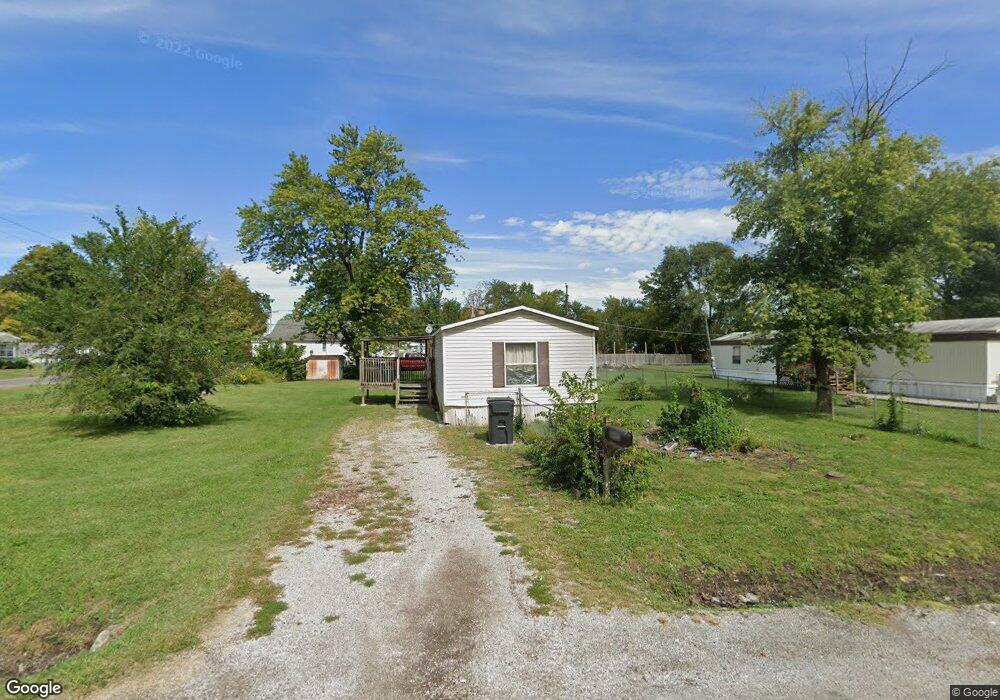 8903 Stowers Ln, Collinsville, IL 62234 - photo 1