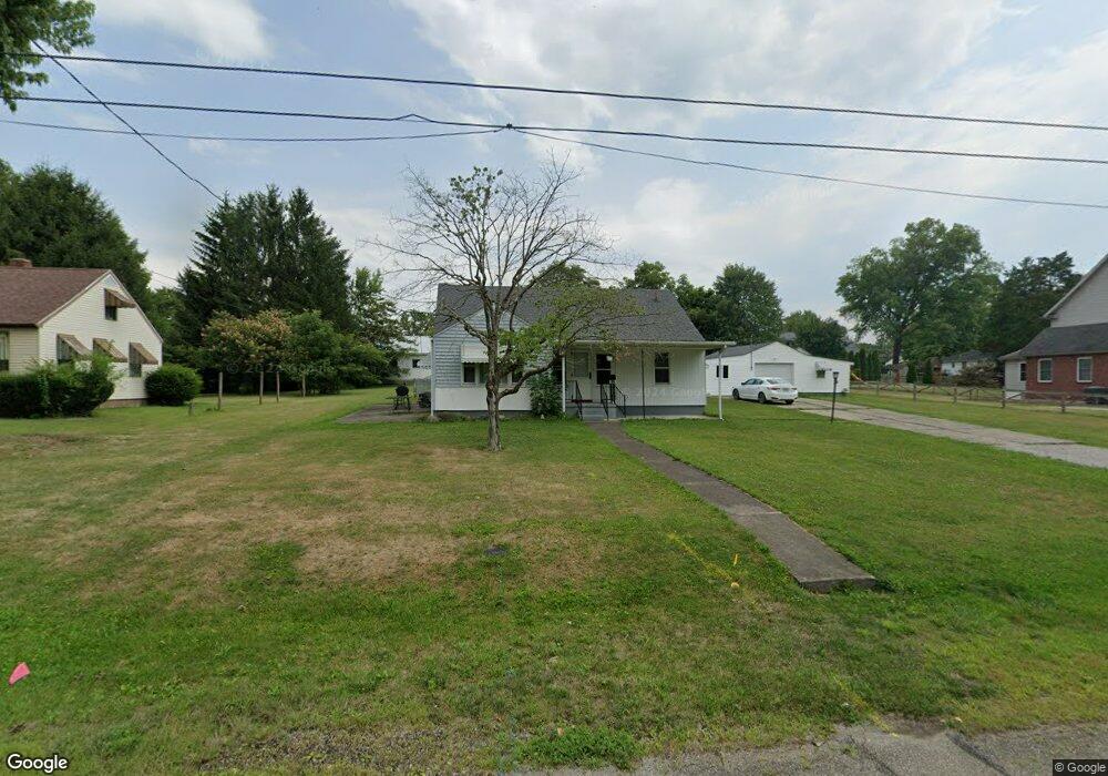 217 W Johns St, Blanchester, OH 45107 - photo 1