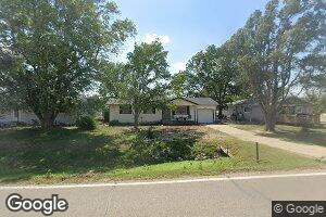 807 Mcnair St, Halstead, KS 67056