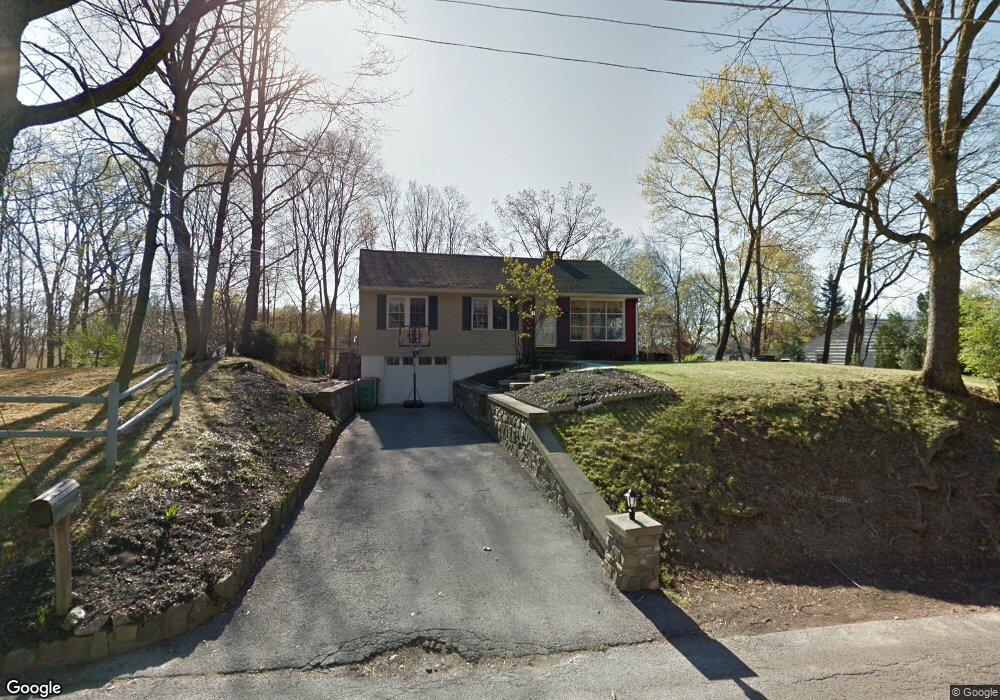 15 Musselman Dr, Poughkeepsie, NY 12601 - photo 1