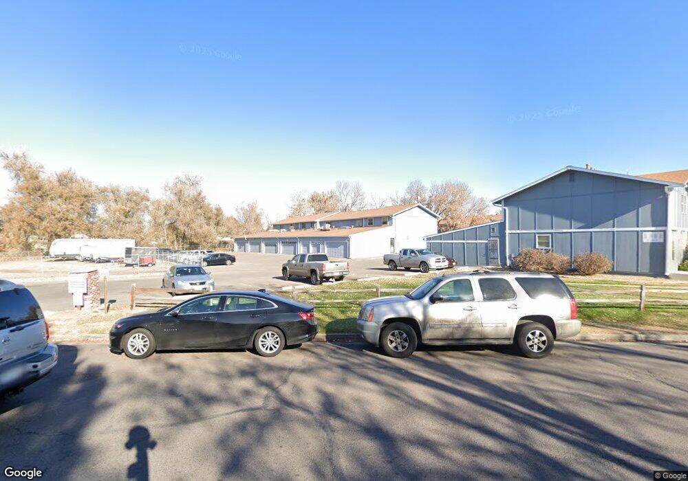 11711 E Canal Dr, Aurora, CO 80011 - photo 1