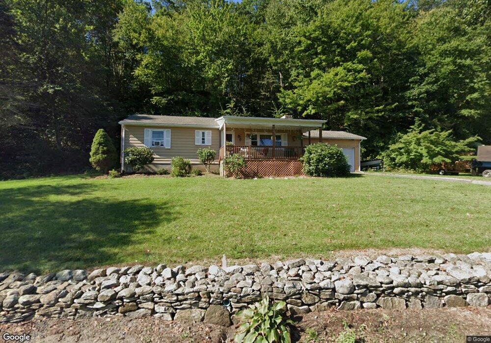 644 Walnut Tree Hill Rd, Shelton, CT 06484 - photo 1