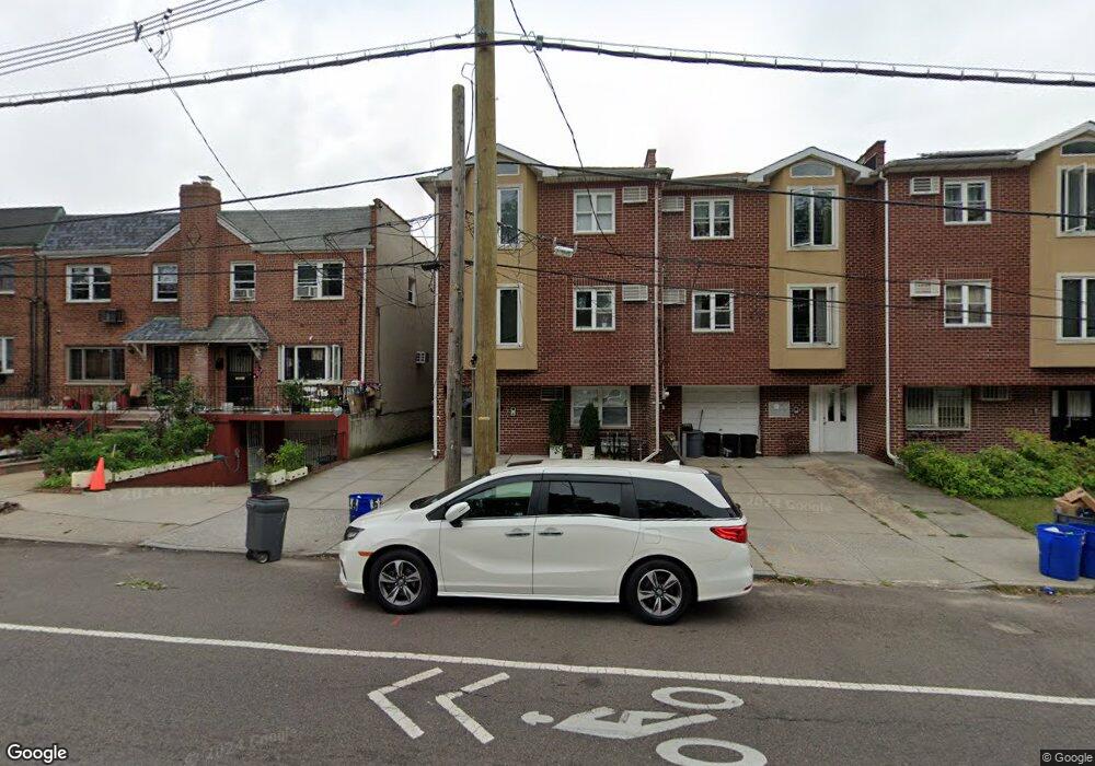 5728 164th St, Fresh Meadows, NY 11365 - photo 1