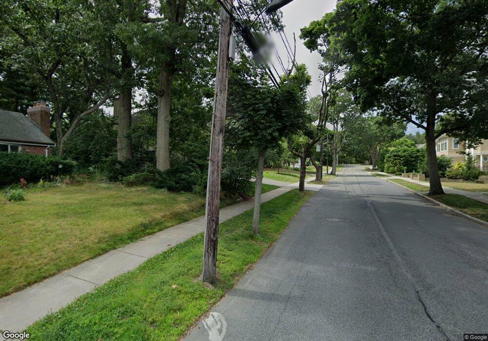 6 Juniper Ln, Newton Center, MA 02459 - photo 1