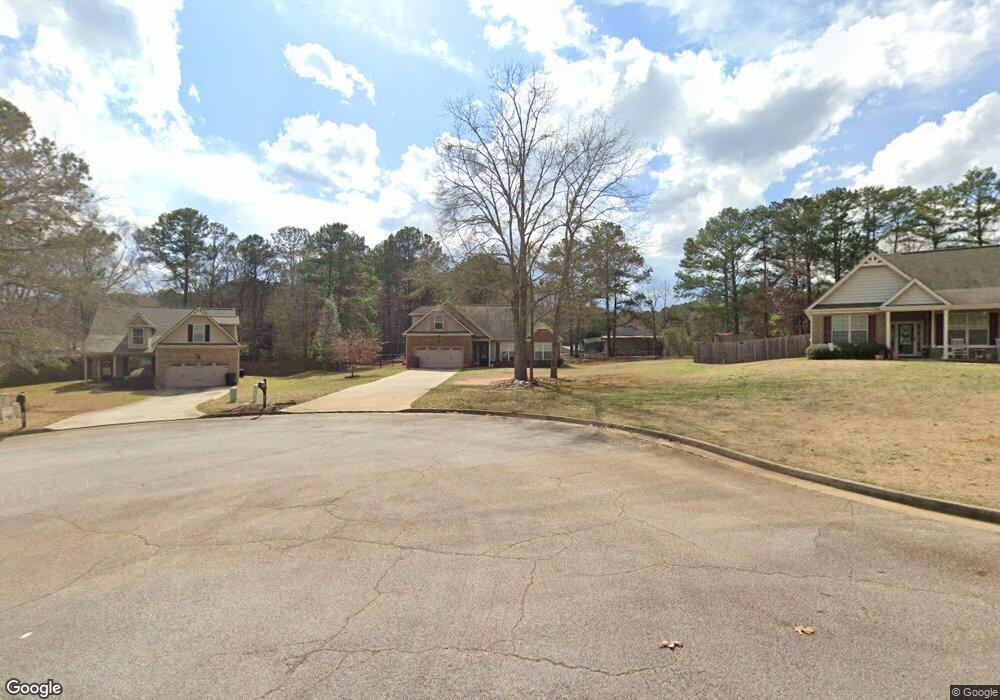 921 Besse Way unit 613, Locust Grove, GA 30248 - photo 1