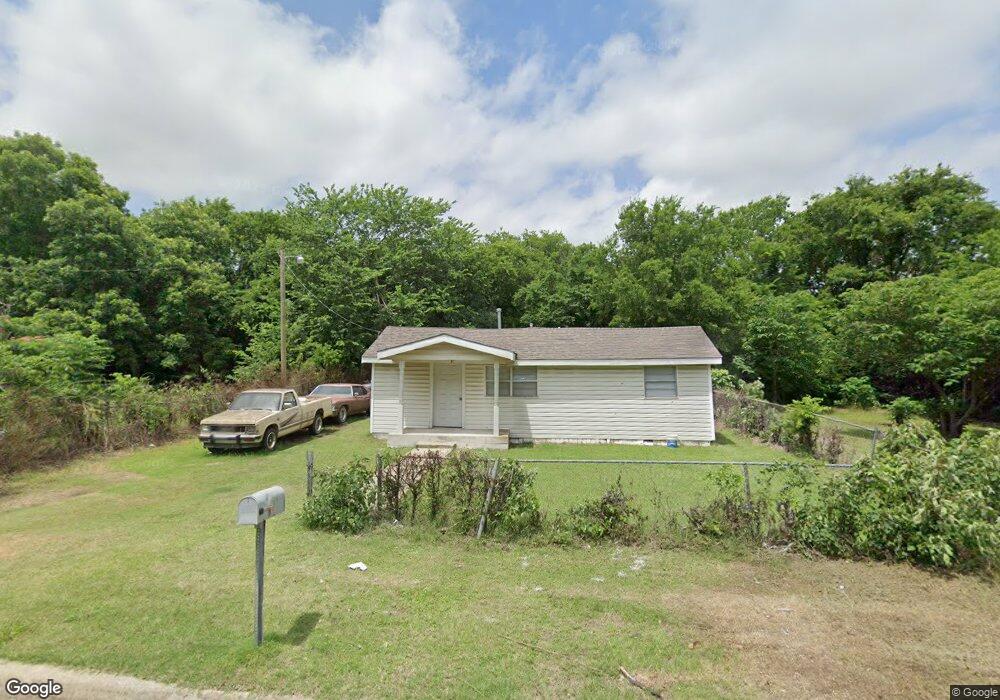 815 L St NE, Ardmore, OK 73401 - photo 1