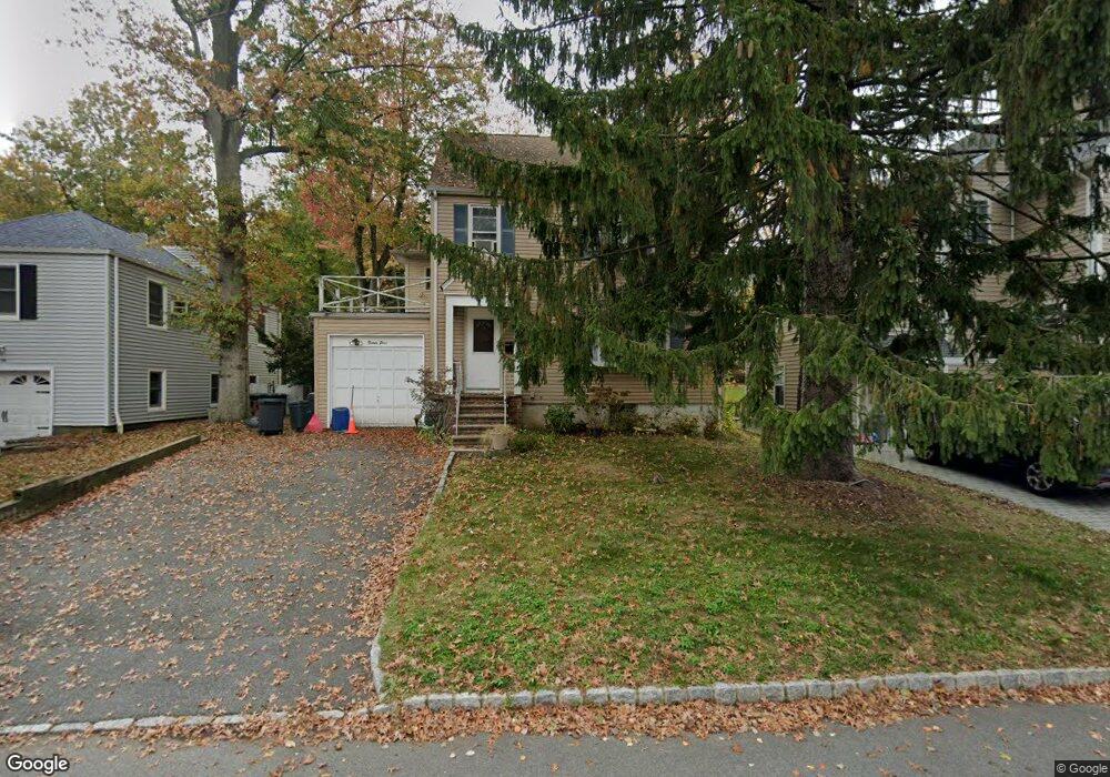 24 Mount Pleasant Pkwy, Livingston, NJ 07039 - photo 1