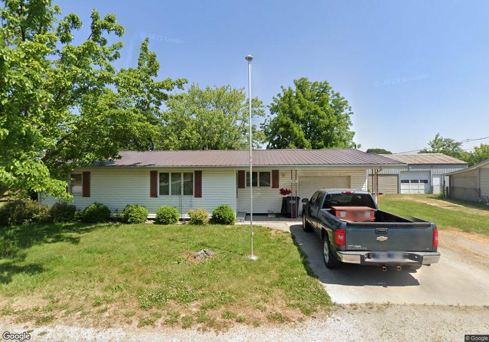 812 Walnut St, Tipton, IN 46072 - photo 1