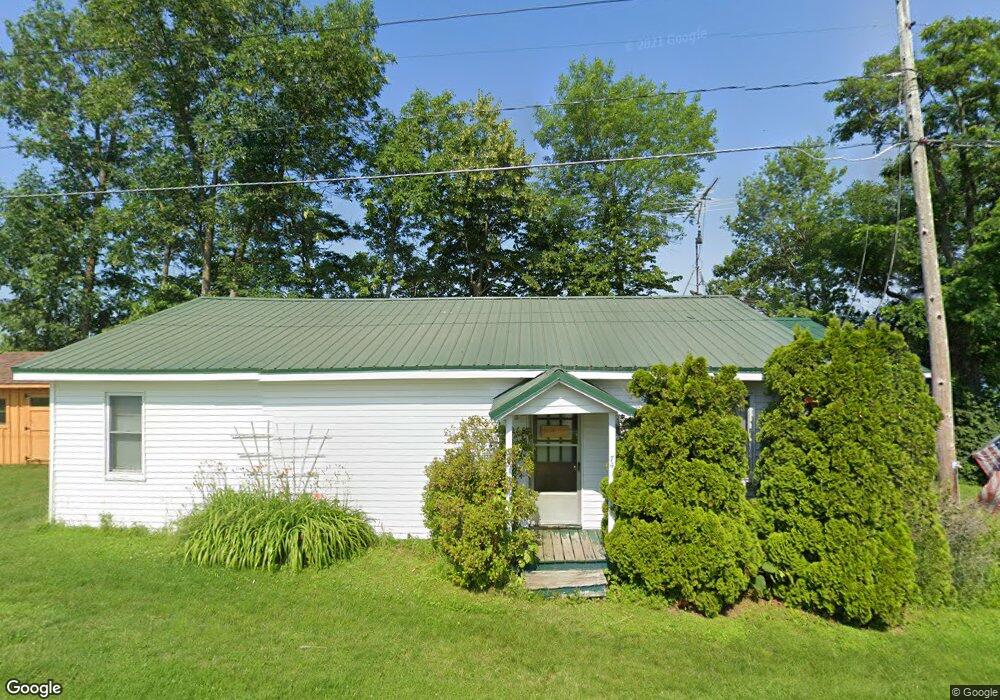 74 Lakewood Dr, Swanton, VT 05488 - photo 1